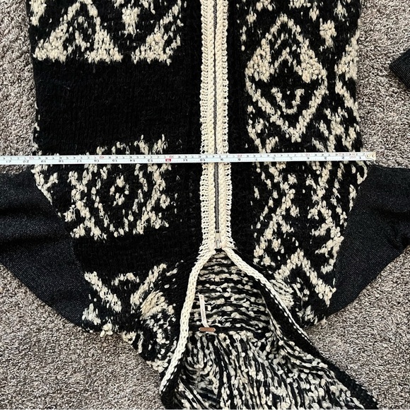Free People Black White Moon Pattern Cardigan Hooded Sweater Coat Long Jacket M - Picture 7 of 8